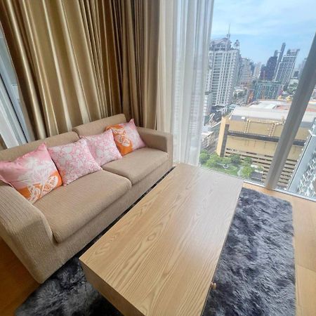2 Bedroom Luxury Apartment 3 Min Walk From Bts Ekkamai Banguecoque Exterior foto