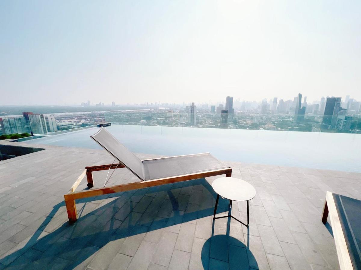 2 Bedroom Luxury Apartment 3 Min Walk From Bts Ekkamai Banguecoque Exterior foto