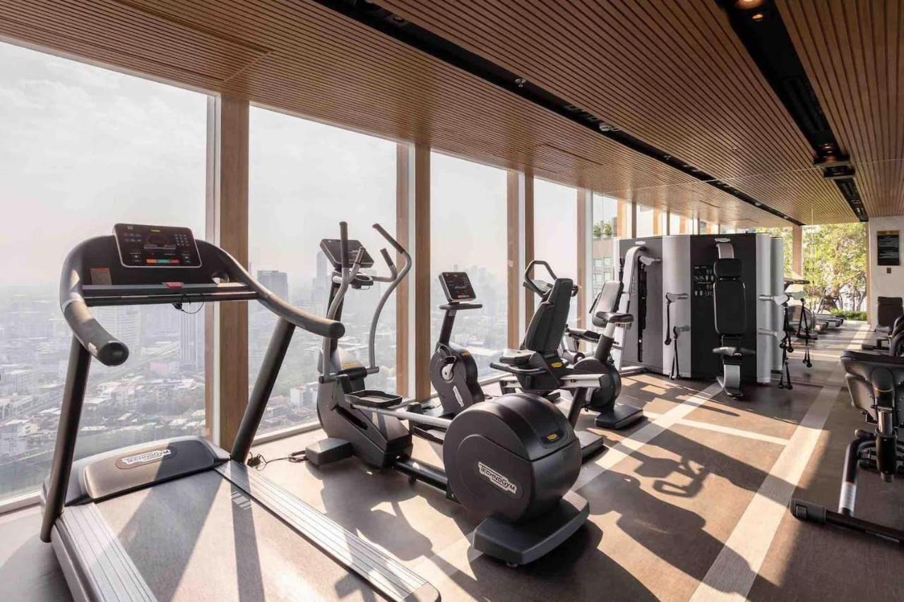 2 Bedroom Luxury Apartment 3 Min Walk From Bts Ekkamai Banguecoque Exterior foto