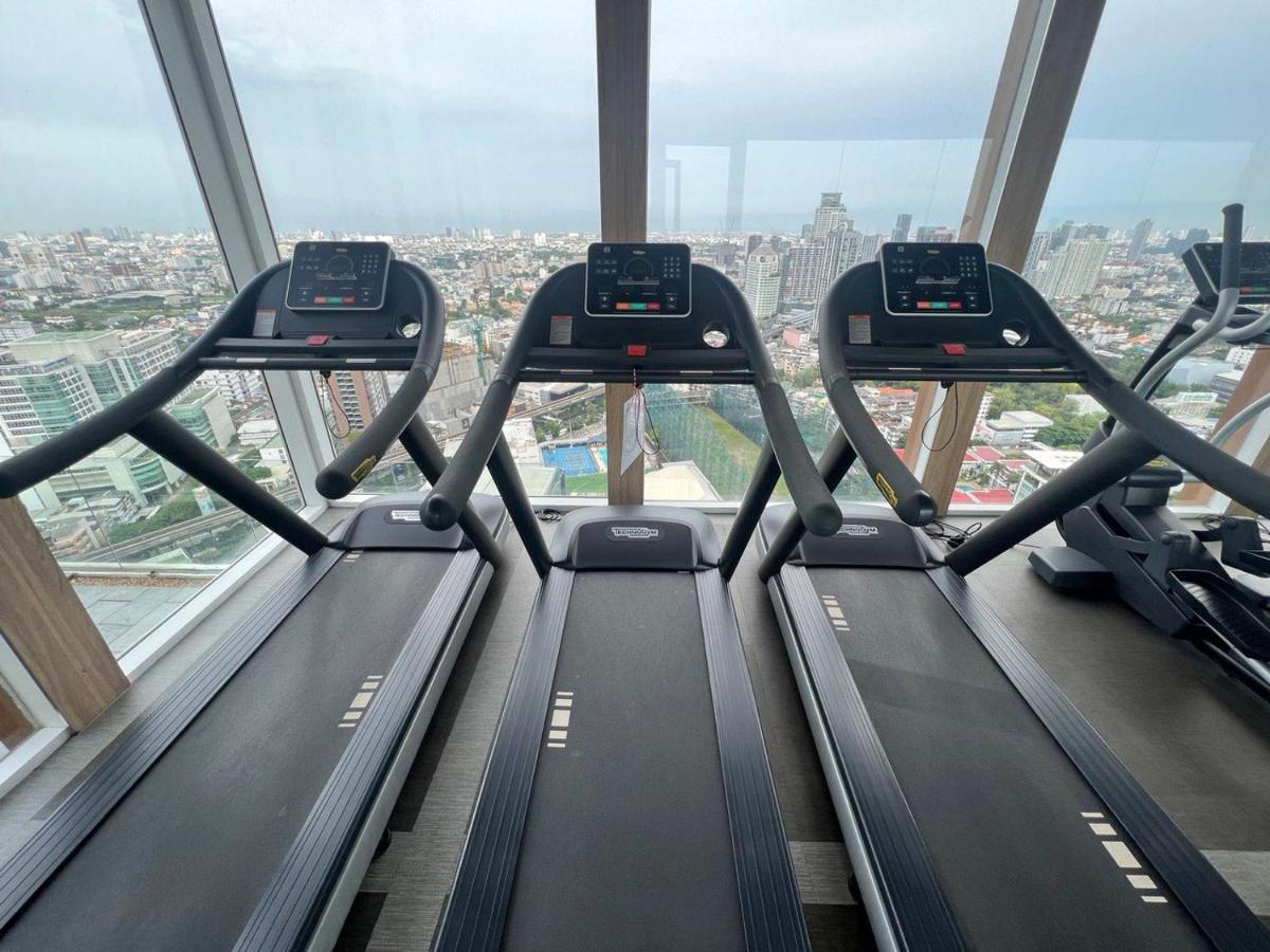 2 Bedroom Luxury Apartment 3 Min Walk From Bts Ekkamai Banguecoque Exterior foto