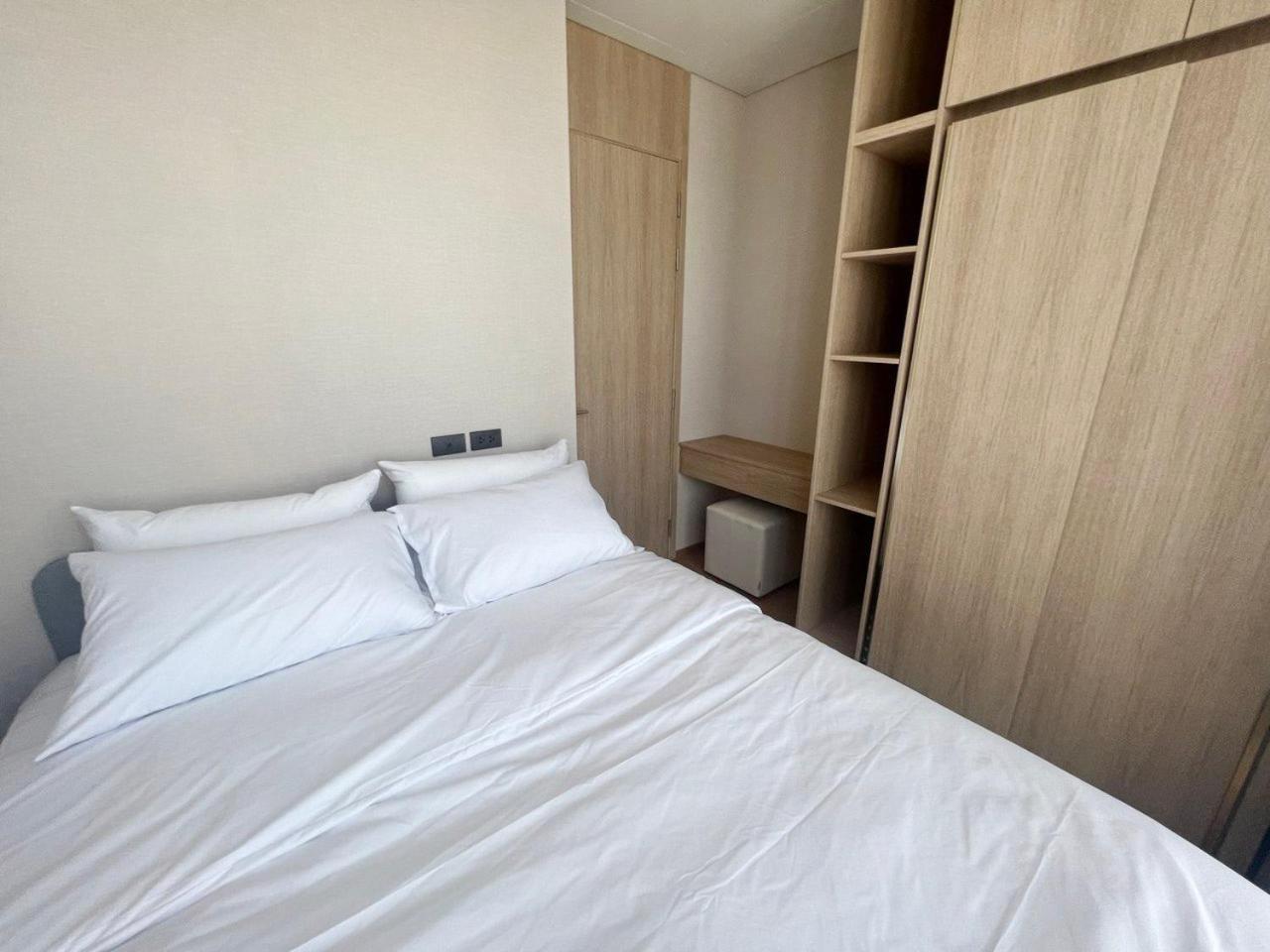 2 Bedroom Luxury Apartment 3 Min Walk From Bts Ekkamai Banguecoque Exterior foto